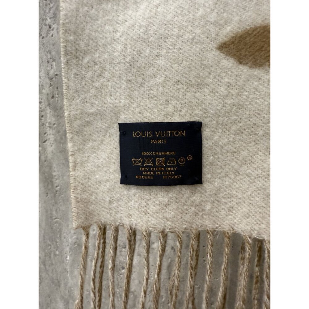 LOUIS VUITTON Monogram Reversible 100% Cashmere Scarf In Cream & Caramel Made In - Picture 4 of 8